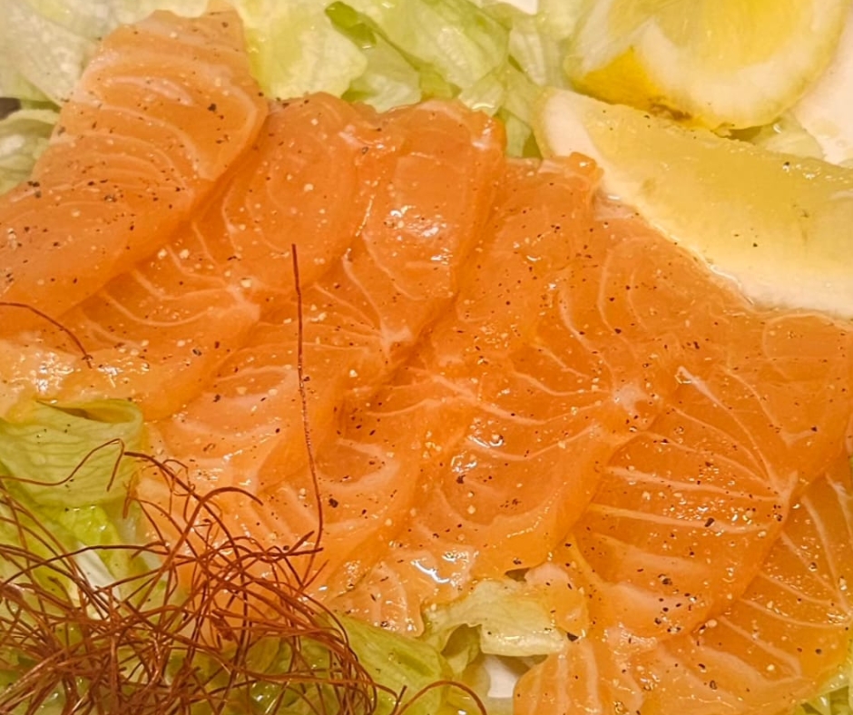 Sashimi di salmone